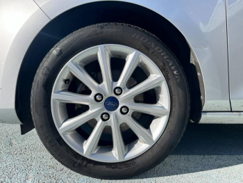 Photo 20 du bon plan FORD Fiesta 1.5 TDCi 85ch Stop&Start Titanium 3p occasion à 9490 €