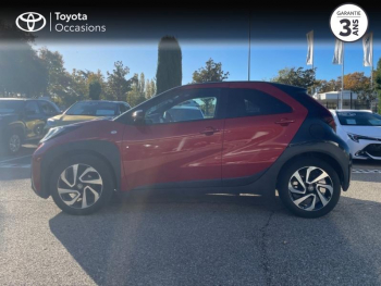 Photo 3 du bon plan TOYOTA Aygo X 1.0 VVT-i 72ch Design S-CVT occasion à 16490 €