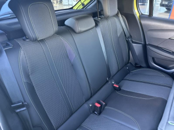 Photo 12 du bon plan PEUGEOT 208 1.2 Hybrid 136ch GT e-DCS6 occasion à 20990 €