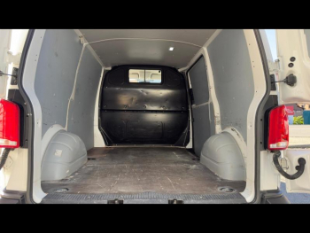 Photo 16 du bon plan VOLKSWAGEN Transporter Fg VUL 2.8T L1H1 2.0 TDI 150ch Business DSG7 occasion à 32900 €