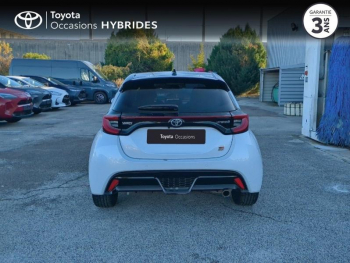 Photo 4 du bon plan TOYOTA Yaris 116h GR Sport 5p MY22 occasion à 21400 €
