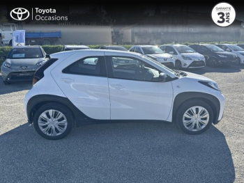 Photo 17 du bon plan TOYOTA Aygo X 1.0 VVT-i 72ch Dynamic S-CVT occasion à 15489 €