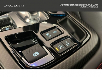 Photo 25 du bon plan JAGUAR F-Type Coupe 5.0 V8 SuralimentÃ© 575ch R AWD BVA8 occasion à 110000 €