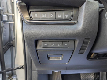 Photo 12 du bon plan MAZDA CX-30 2.0 e-SKYACTIV-X M-Hybrid 186ch Exclusive BVA 2022 occasion à 21990 €