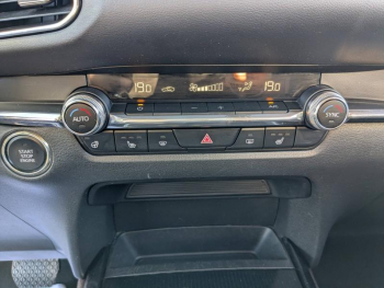 Photo 17 du bon plan MAZDA CX-30 2.0 e-SKYACTIV-X M-Hybrid 186ch Exclusive BVA 2022 occasion à 21990 €