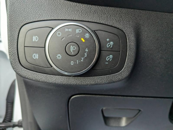 Photo 10 du bon plan FORD Fiesta 1.0 Flexifuel 95ch Active X 5p occasion à 17400 €