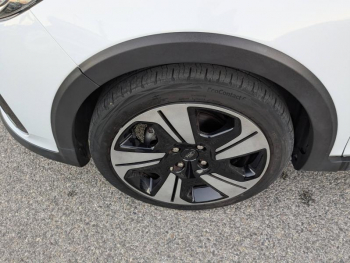 Photo 24 du bon plan FORD Fiesta 1.0 Flexifuel 95ch Active X 5p occasion à 17400 €