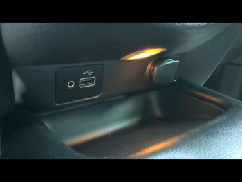 Photo 17 du bon plan NISSAN Juke 1.6 Hybrid 143ch PremiÃ¨re Edition 2023 occasion à 23980 €