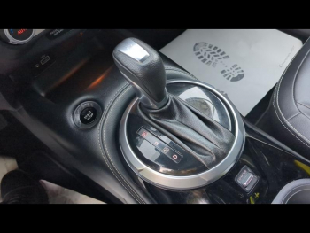 Photo 18 du bon plan NISSAN Juke 1.6 Hybrid 143ch PremiÃ¨re Edition 2023 occasion à 23980 €