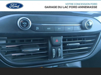 Photo 21 du bon plan FORD Focus 1.5 EcoBoost 150ch ST-Line BVA occasion à 17490 €