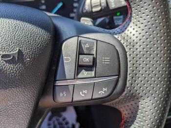 Photo 14 du bon plan FORD Puma 1.0 EcoBoost 125ch S&S mHEV ST-Line Powershift occasion à 18500 €