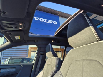 Photo 14 du bon plan VOLVO XC40 T5 Recharge 180 + 82ch R-Design DCT 7 occasion à 33490 €