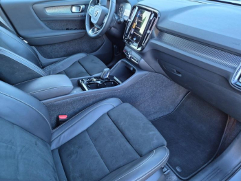 Photo 15 du bon plan VOLVO XC40 T5 Recharge 180 + 82ch R-Design DCT 7 occasion à 33490 €