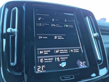 Photo 21 du bon plan VOLVO XC40 T5 Recharge 180 + 82ch R-Design DCT 7 occasion à 33490 €