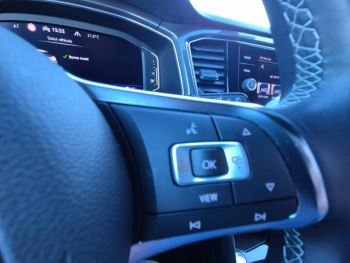 Photo 20 du bon plan VOLKSWAGEN T-Roc 1.5 TSI EVO 150ch R-Line DSG7 occasion à 28990 €