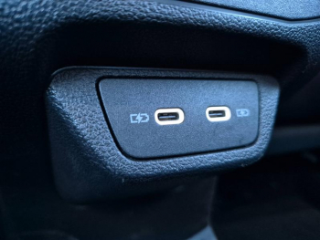 Photo 28 du bon plan VOLKSWAGEN T-Roc 1.5 TSI EVO 150ch R-Line DSG7 occasion à 28990 €