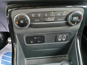 Photo 14 du bon plan FORD EcoSport 1.0 EcoBoost 140ch ST-Line Euro6.2 occasion à 13490 €