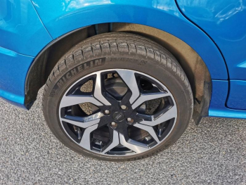 Photo 22 du bon plan FORD EcoSport 1.0 EcoBoost 140ch ST-Line Euro6.2 occasion à 13490 €