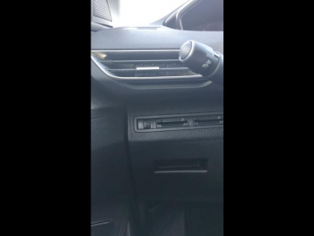 Photo 20 du bon plan PEUGEOT 3008 1.2 PureTech 130ch Allure S&S EAT6 occasion à 12990 €