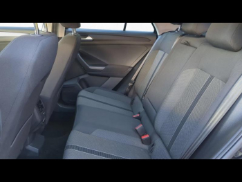 Photo 9 du bon plan VOLKSWAGEN T-Roc 1.5 TSI EVO 150ch Life DSG7 occasion à 22870 €
