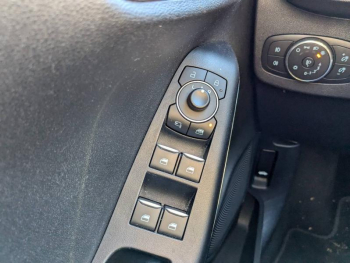 Photo 11 du bon plan FORD Puma 1.0 Flexifuel 125ch S&S mHEV Titanium occasion à 17290 €