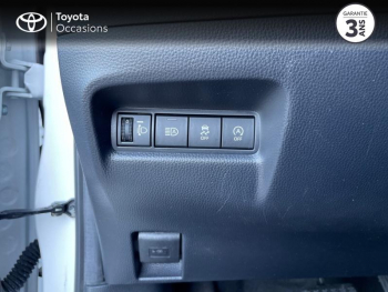 Photo 22 du bon plan TOYOTA Aygo X 1.0 VVT-i 72ch Dynamic S-CVT occasion à 15990 €