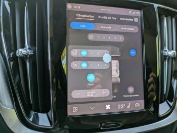 Photo 28 du bon plan VOLVO V60 B4 197ch Plus Style Dark DCT 7 occasion à 51890 €