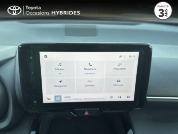 Photo 15 du bon plan TOYOTA Yaris Cross 116h Design MY22 occasion à 22200 €