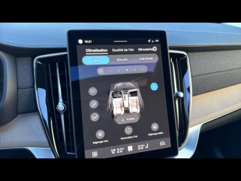 Photo 35 du bon plan VOLVO XC90 T8 AWD 310 + 145ch Ultra Style Chrome Geartronic occasion à 101790 €