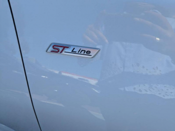 Photo 19 du bon plan FORD Puma 1.0 EcoBoost 125ch mHEV ST-Line occasion à 15990 €