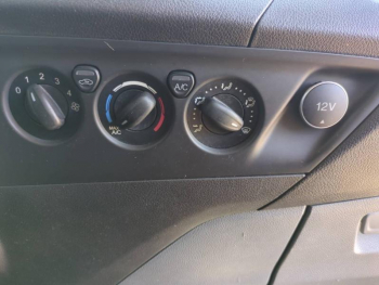 Photo 15 du bon plan FORD Transit Custom Fg VUL 290 L2H1 2.0 TDCi 130 Trend Business occasion à 15990 €