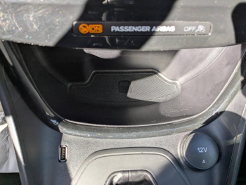 Photo 17 du bon plan FORD Puma 1.0 EcoBoost 125ch S&S mHEV Titanium Powershift occasion à 20895 €