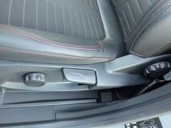 Photo 19 du bon plan FORD Puma 1.0 EcoBoost 125ch S&S mHEV ST-Line X Powershift occasion à 24990 €