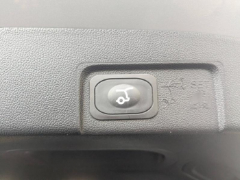 Photo 27 du bon plan FORD Puma 1.0 EcoBoost 125ch S&S mHEV ST-Line X Powershift occasion à 24990 €