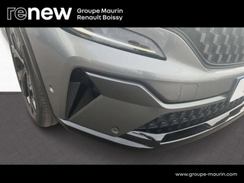 Photo 17 du bon plan RENAULT Austral 1.2 E-Tech full hybrid 200ch Iconic esprit Alpine occasion à 27490 €