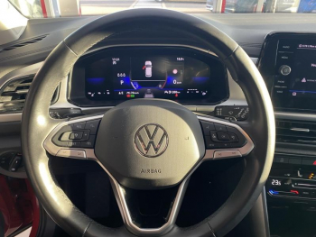 Photo 12 du bon plan VOLKSWAGEN T-Roc 1.5 TSI EVO 150ch Life Plus DSG7 occasion à 26990 €