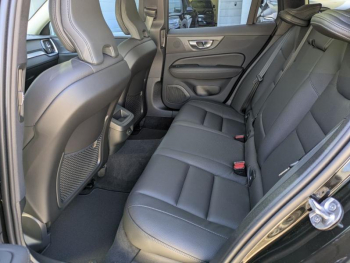 Photo 6 du bon plan VOLVO V60 B4 197ch Ultra Style Dark DCT 7 occasion à 47900 €