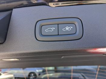 Photo 13 du bon plan VOLVO V60 B4 197ch Ultra Style Dark DCT 7 occasion à 47900 €