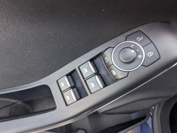 Photo 12 du bon plan FORD Puma 1.0 Flexifuel 125ch S&S mHEV Titanium occasion à 19960 €