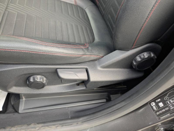 Photo 22 du bon plan FORD Puma 1.0 EcoBoost 155ch mHEV ST-Line X occasion à 17995 €