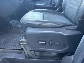 Photo 14 du bon plan FORD Transit Custom Fg VUL 320 L1H1 2.0 EcoBlue 170 S&S Sport BVA6 occasion à 33990 €