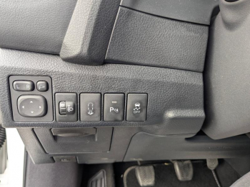 Photo 4 du bon plan TOYOTA Auris 100 VVT-i Dynamic occasion à 11995 €