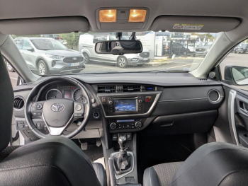 Photo 17 du bon plan TOYOTA Auris 100 VVT-i Dynamic occasion à 11995 €