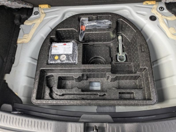 Photo 23 du bon plan TOYOTA Auris 100 VVT-i Dynamic occasion à 11995 €