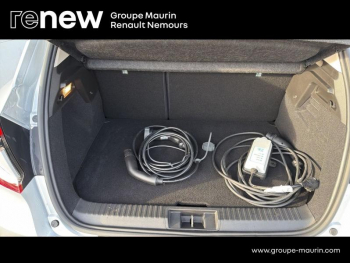 Photo 16 du bon plan RENAULT Captur 1.6 E-Tech hybride rechargeable 160ch Initiale Paris -21 occasion à 19400 €