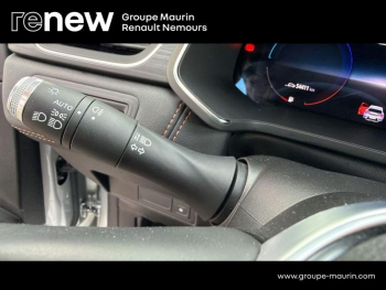 Photo 25 du bon plan RENAULT Captur 1.6 E-Tech hybride rechargeable 160ch Initiale Paris -21 occasion à 19400 €