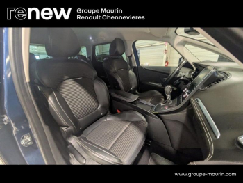 Photo 13 du bon plan RENAULT Scenic 1.3 TCe 160ch energy Intens EDC occasion à 16390 €