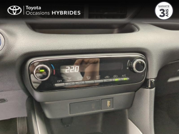 Photo 21 du bon plan TOYOTA Yaris 116h Dynamic Business 5p + Programme Beyond Zero Academy MY22 occasion à 17990 €