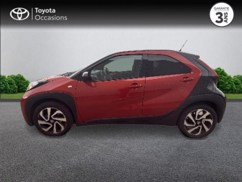 Photo 3 du bon plan TOYOTA Aygo X 1.0 VVT-i 72ch Air Design S-CVT MY23 occasion à 16400 €