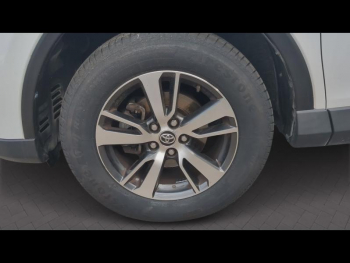Photo 7 du bon plan TOYOTA RAV4 143 D-4D Dynamic 2WD occasion à 13390 €